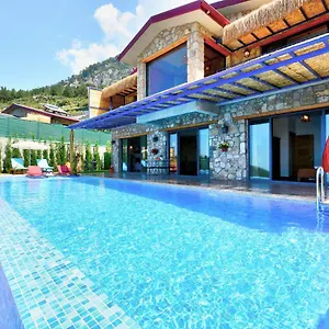  Villa Monte