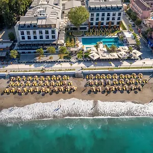 sundia-by-liberty-fethiye.aegeanhotels.net/